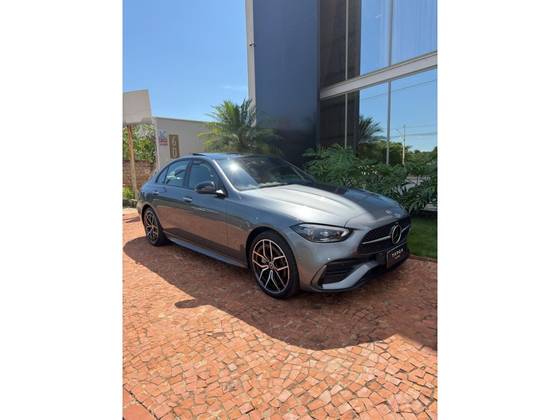 MERCEDES-BENZ C 300 2.0 EQ BOOST HÍBRIDO AMG LINE 9G-TRONIC